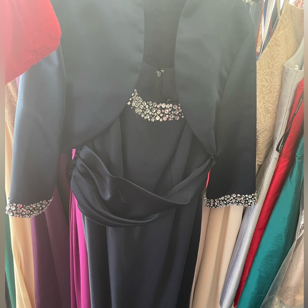 beautiful dress and cover up